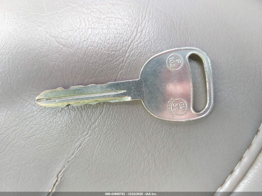 2002 GMC Sierra 2500Hd Sle VIN: 1GTHK23U22F248936 Lot: 43960752