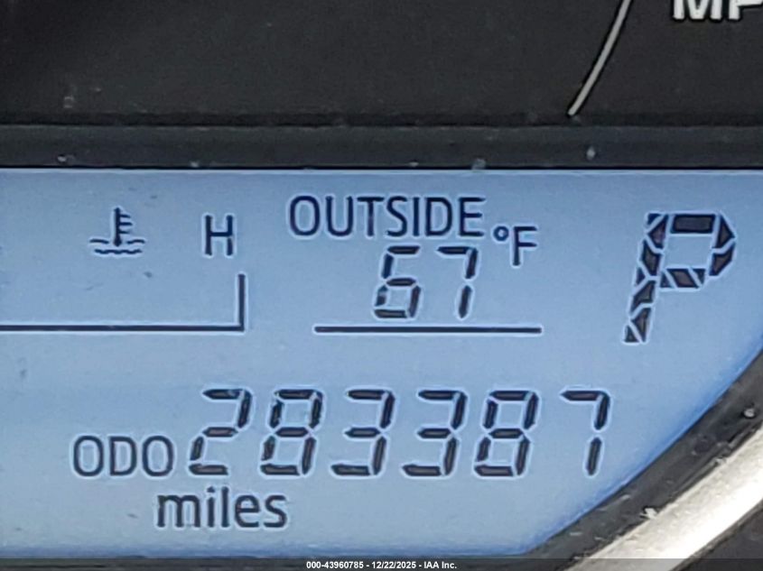 2015 Toyota Rav4 Le VIN: JTMZFREV5FJ049793 Lot: 43960785