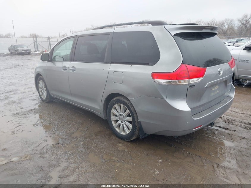 2012 Toyota Sienna Xle 7 Passenger