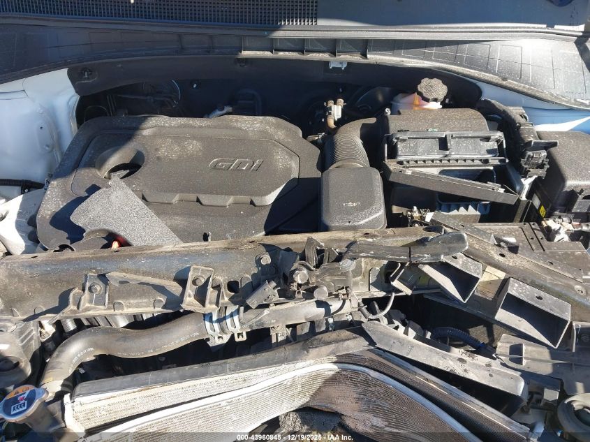 2020 Kia Sorento 2.4L L VIN: 5XYPG4A32LG673025 Lot: 43960845