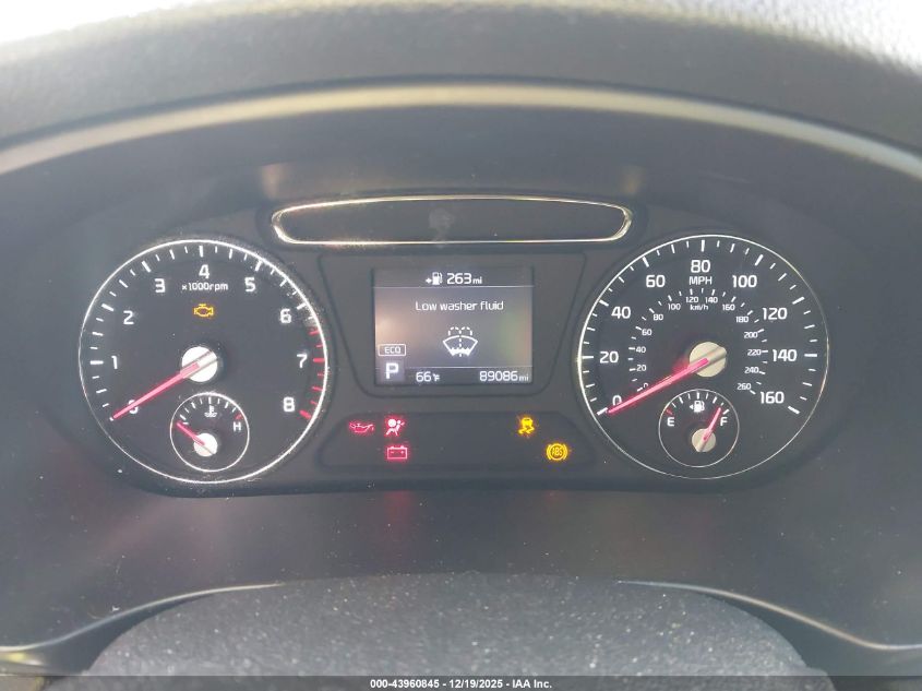 2020 Kia Sorento 2.4L L VIN: 5XYPG4A32LG673025 Lot: 43960845