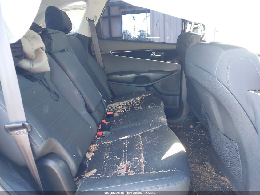 2020 Kia Sorento 2.4L L VIN: 5XYPG4A32LG673025 Lot: 43960845