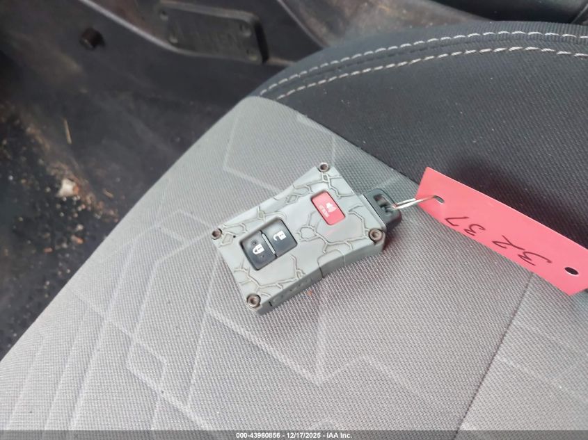 2022 Toyota Tacoma Trd Off Road VIN: 3TMAZ5CN1NM187011 Lot: 43960856