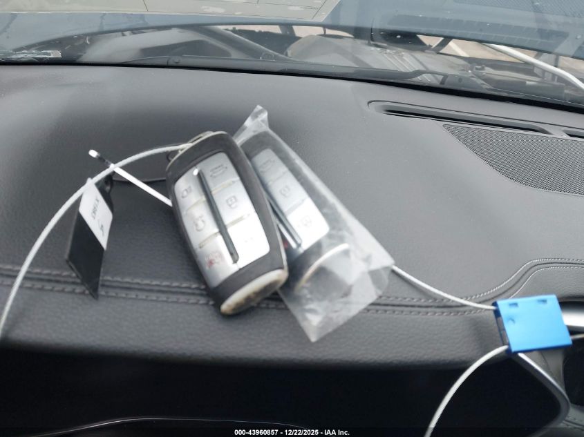 2022 Genesis G70 2.0T Rwd VIN: KMTG34TA8NU103170 Lot: 43960857