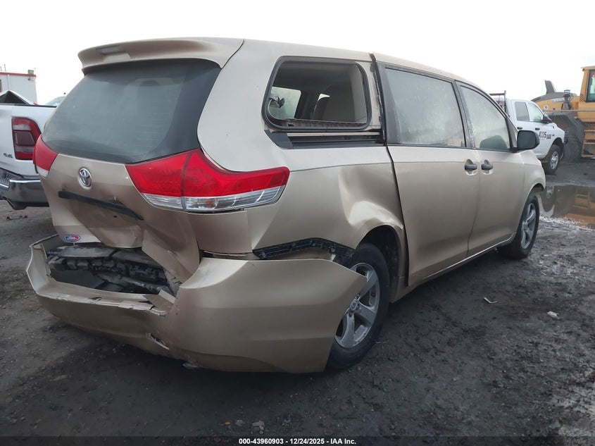 2012 Toyota Sienna Base 7 Passenger
