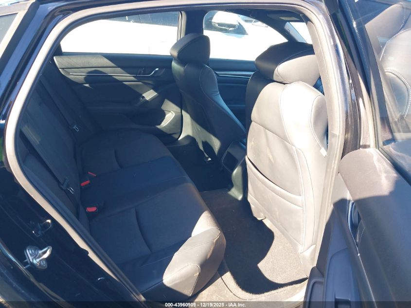 2018 Honda Accord Sport VIN: 1HGCV1F37JA158984 Lot: 43960909