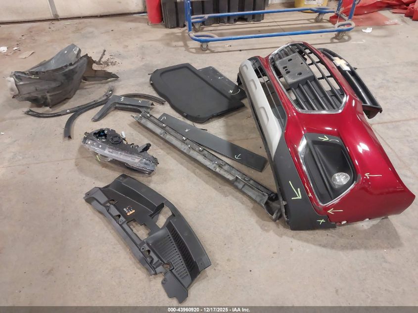 2018 Chevrolet Trax Premier VIN: 3GNCJRSB4JL158897 Lot: 43960920