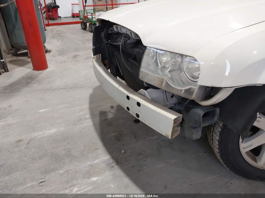 2007 Chrysler 300 Touring VIN: 2C3KA53G57H792362 Lot: 43960921