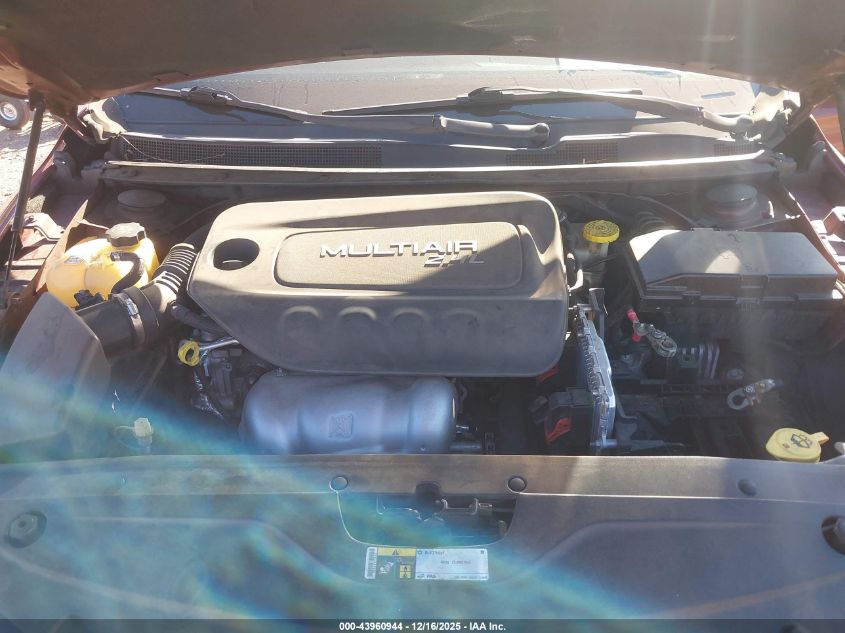 2015 Chrysler 200 Limited VIN: 1C3CCCAB4FN654215 Lot: 43960944