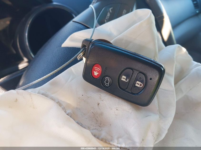 2008 Toyota Highlander Limited VIN: JTEES42A582070537 Lot: 43960949