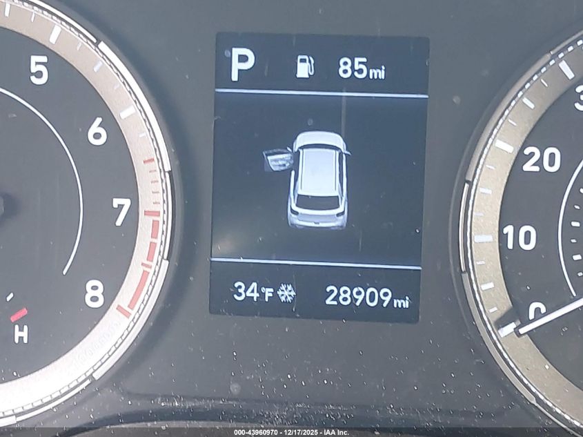 2022 Hyundai Venue Sel VIN: KMHRC8A3XNU199916 Lot: 43960970