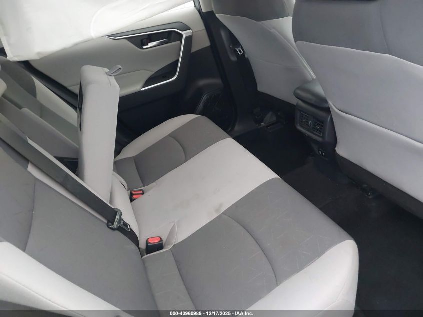 2019 Toyota Rav4 Xle VIN: 2T3W1RFV4KW011435 Lot: 43960989