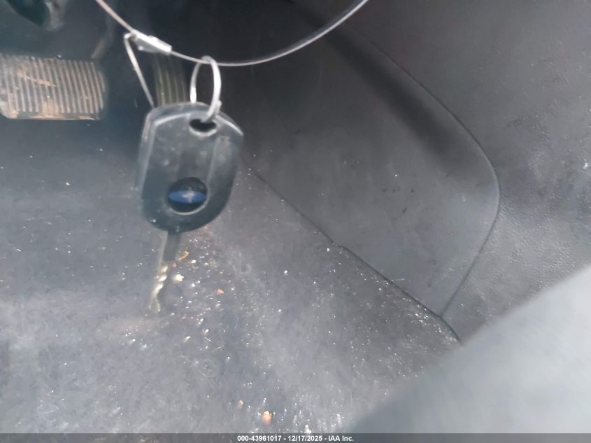 2015 Ford Focus Se VIN: 1FADP3K2XFL307279 Lot: 43961017