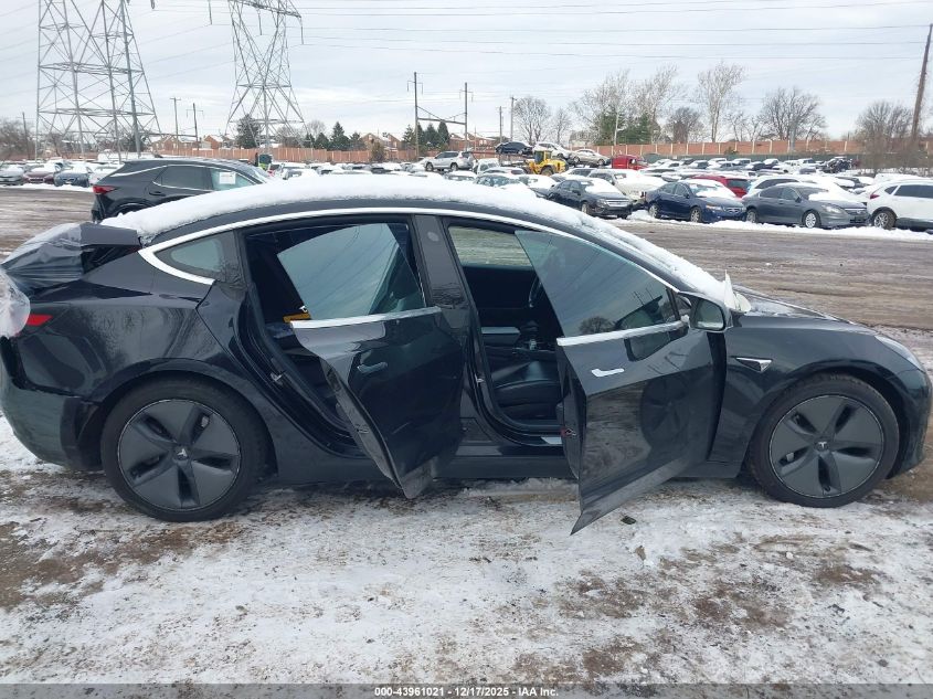 2018 Tesla Model 3 Long Range/Mid Range VIN: 5YJ3E1EA9JF025522 Lot: 43961021