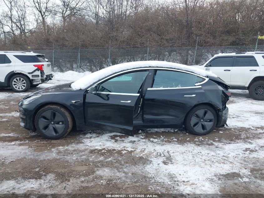 2018 Tesla Model 3 Long Range/Mid Range VIN: 5YJ3E1EA9JF025522 Lot: 43961021