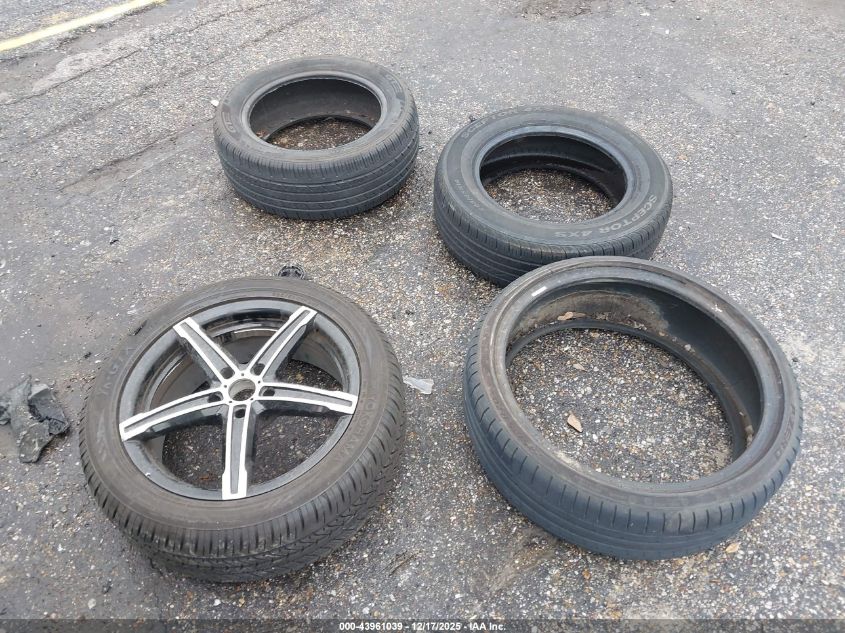 2018 Honda Fit Ex VIN: 3HGGK5H8XJM712547 Lot: 43961039