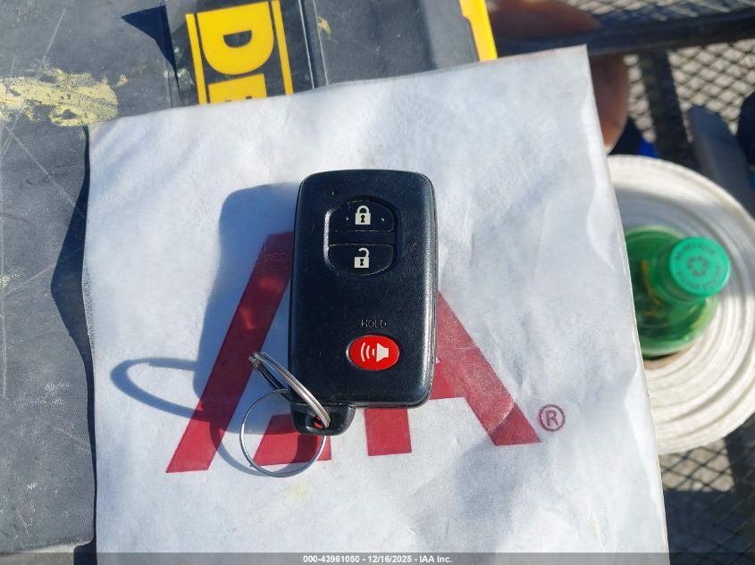 2015 Toyota Prius Three VIN: JTDKN3DU9F0446052 Lot: 43961050