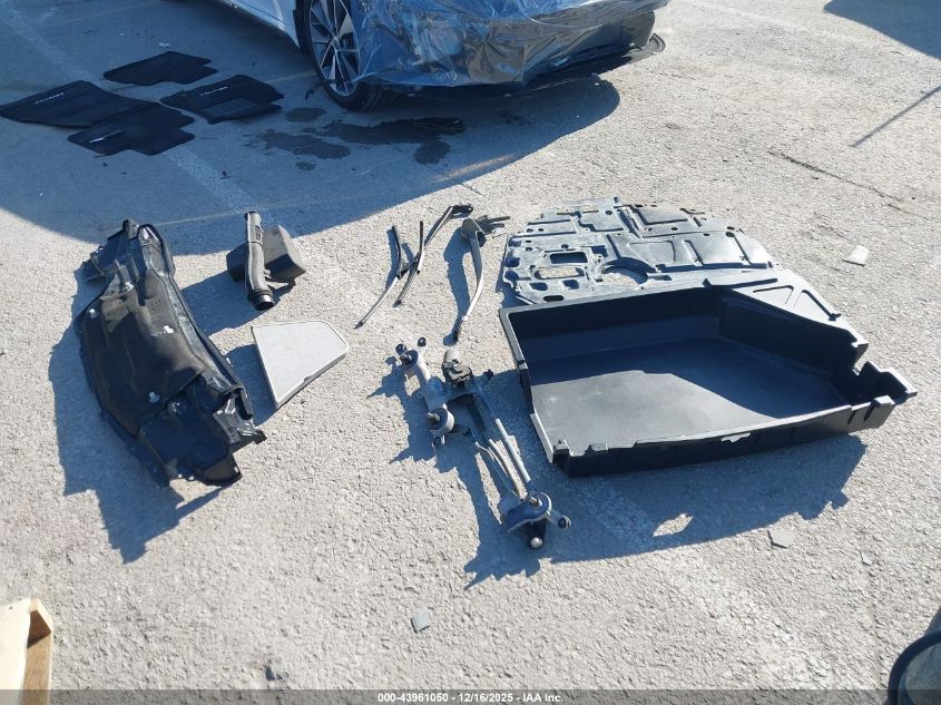 2015 Toyota Prius Three VIN: JTDKN3DU9F0446052 Lot: 43961050