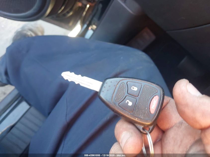 2013 Jeep Compass Sport VIN: 1C4NJCBA2DD246492 Lot: 43961058