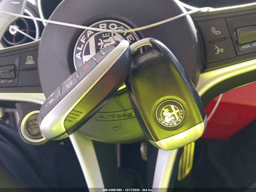 2019 Alfa Romeo Giulia Ti Sport Awd VIN: ZARFANBN3K7614991 Lot: 43961060