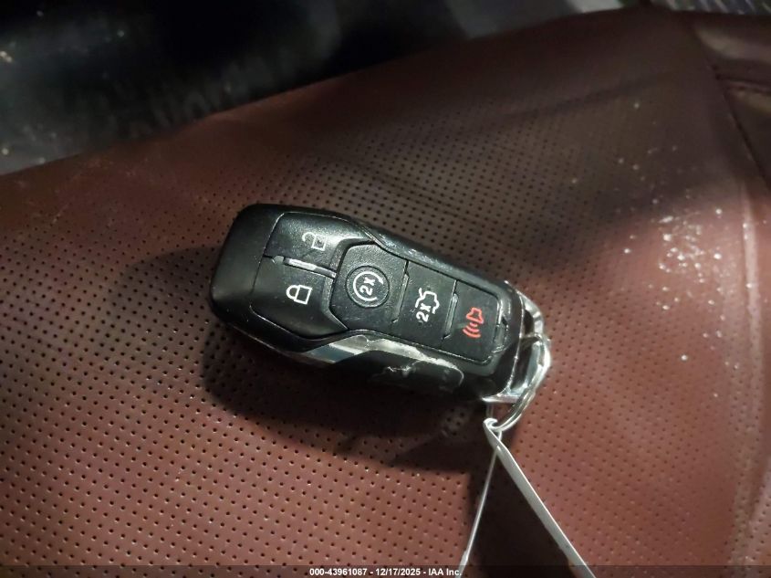 2016 Lincoln Mkx Reserve VIN: 2LMTJ8LR1GBL64102 Lot: 43961087