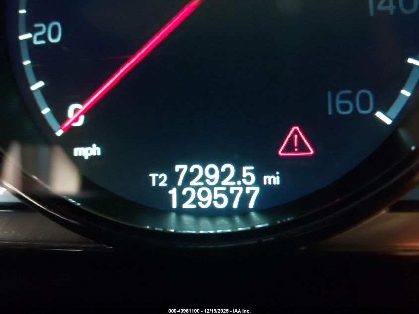 2014 Volvo Xc60 T6 R-Design VIN: YV4902DZ3E2530032 Lot: 43961100