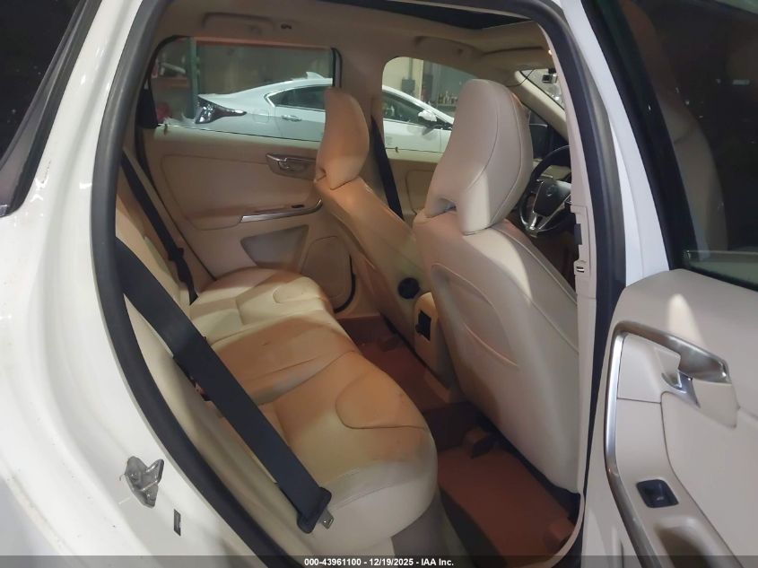 2014 Volvo Xc60 T6 R-Design VIN: YV4902DZ3E2530032 Lot: 43961100