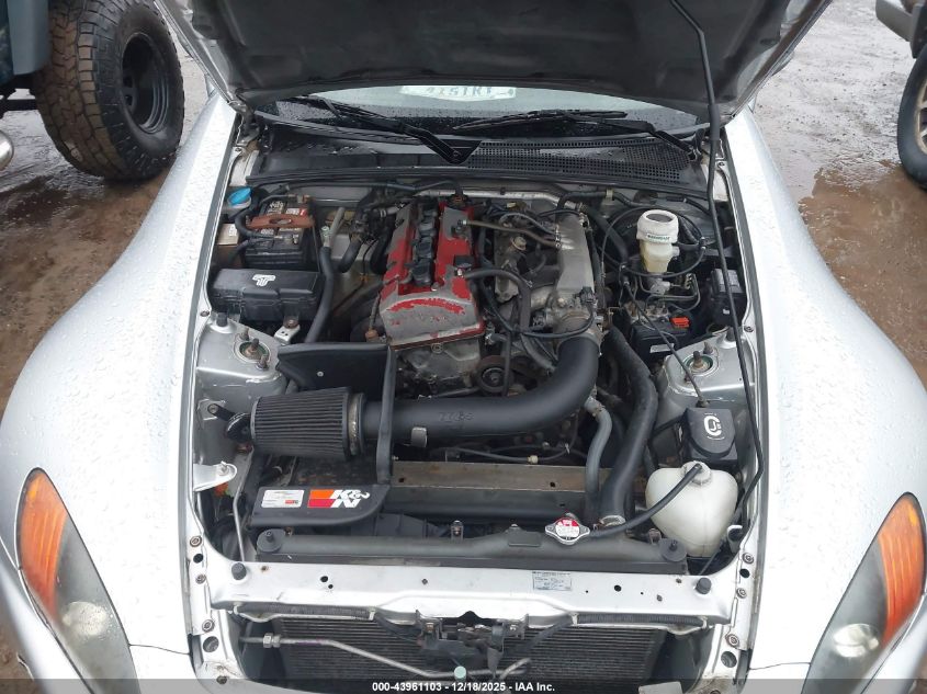 2002 Honda S2000 VIN: JHMAP11422T003618 Lot: 43961103