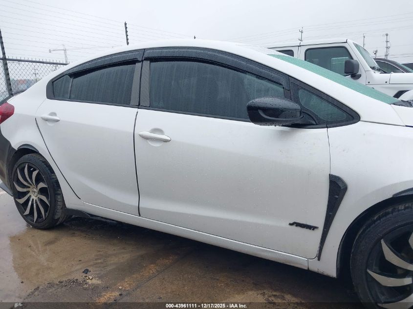 2018 Kia Forte Lx VIN: 3KPFL4A76JE201396 Lot: 43961111