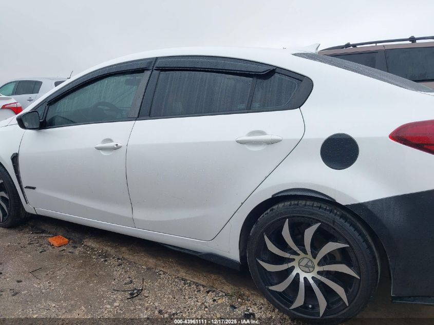 2018 Kia Forte Lx VIN: 3KPFL4A76JE201396 Lot: 43961111