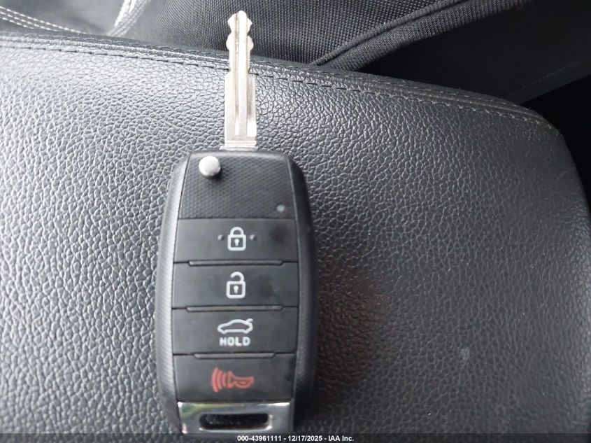 2018 Kia Forte Lx VIN: 3KPFL4A76JE201396 Lot: 43961111