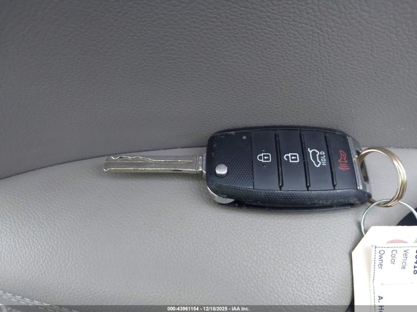 2020 Kia Sportage Lx VIN: KNDPM3AC2L7765638 Lot: 43961154