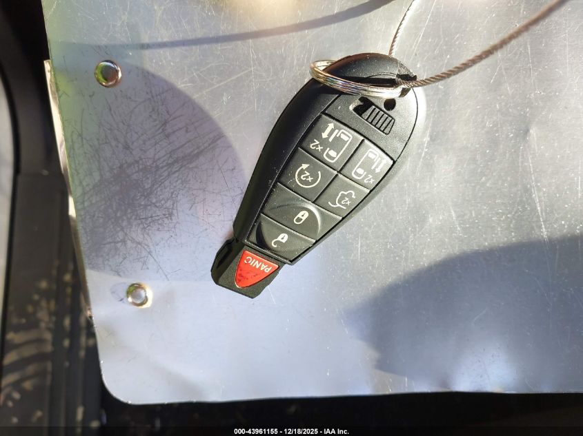 2013 Chrysler Town & Country Touring-L VIN: 2C4RC1CG4DR797152 Lot: 43961155