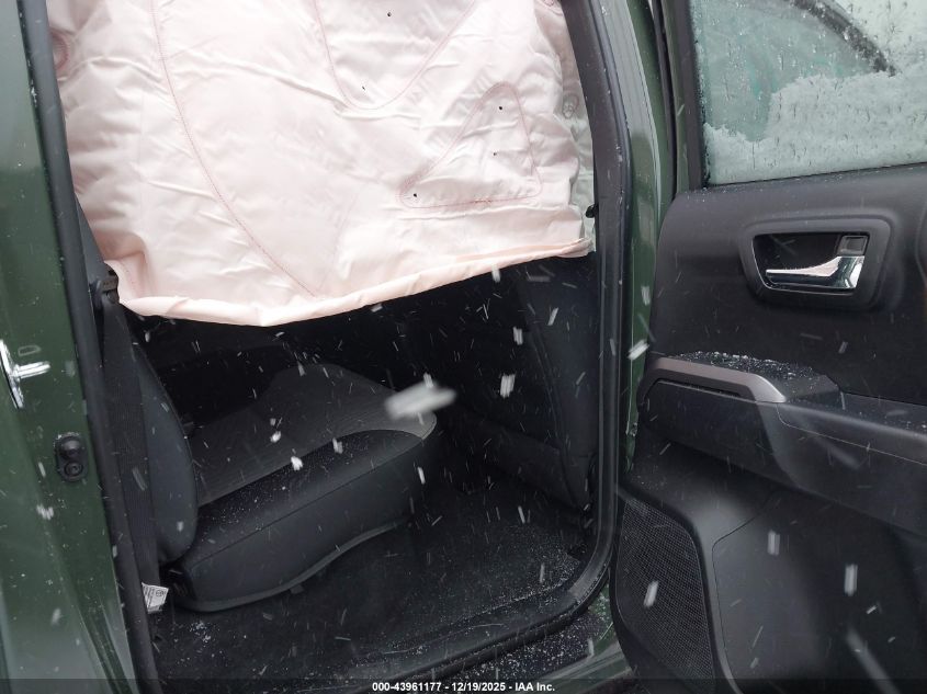 2021 Toyota Tacoma Trd Sport VIN: 3TMCZ5AN2MM415527 Lot: 43961177