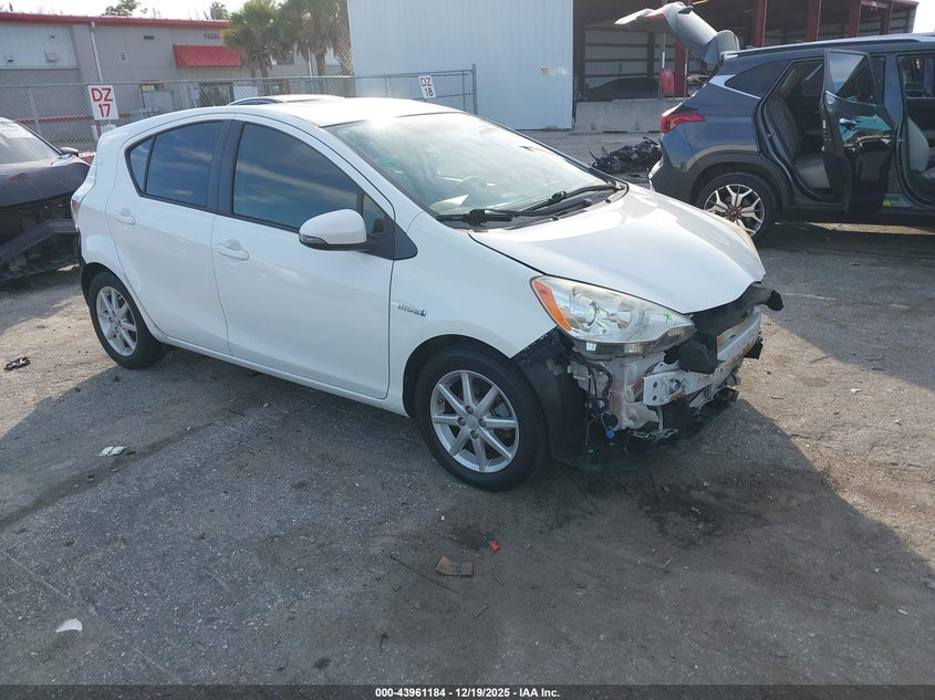 JTDKDTB30D1557366 2013 Toyota Prius C Three auction photo 1