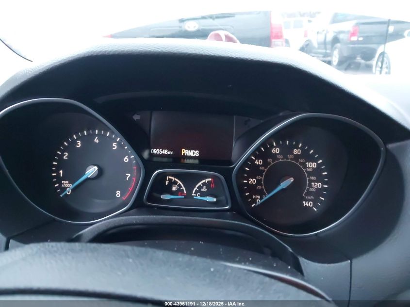 2018 Ford Focus Se VIN: 1FADP3FE3JL303295 Lot: 43961191