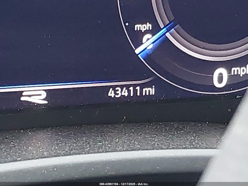 2023 Volkswagen Atlas Cross Sport 3.6L V6 Sel Premium R-Line VIN: 1V2FE2CA4PC206702 Lot: 43961194