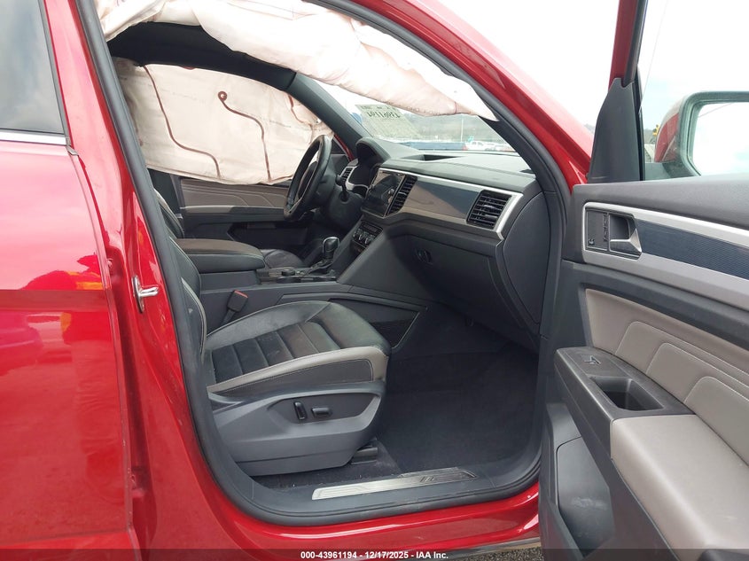 2023 Volkswagen Atlas Cross Sport 3.6L V6 Sel Premium R-Line