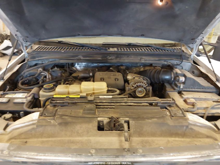 2000 Ford F-250 Lariat/Xl/Xlt VIN: 1FTNX20F5YEB13927 Lot: 43961210