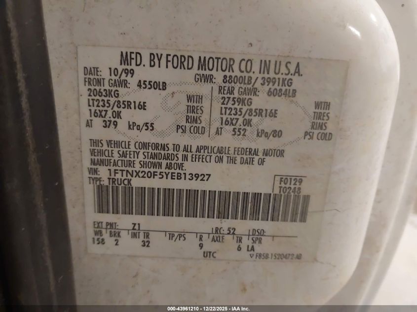 2000 Ford F-250 Lariat/Xl/Xlt VIN: 1FTNX20F5YEB13927 Lot: 43961210