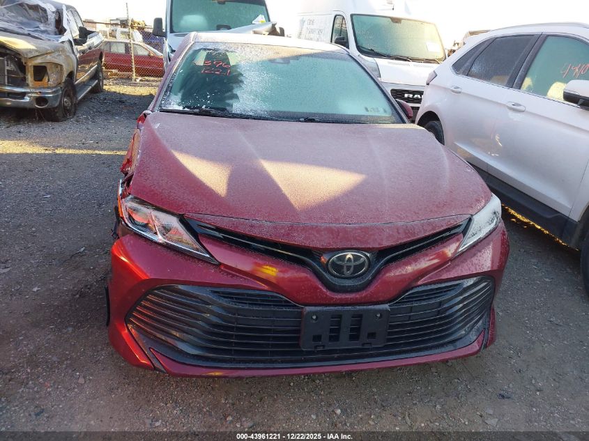 2018 Toyota Camry Le VIN: 4T1B11HKXJU663129 Lot: 43961221