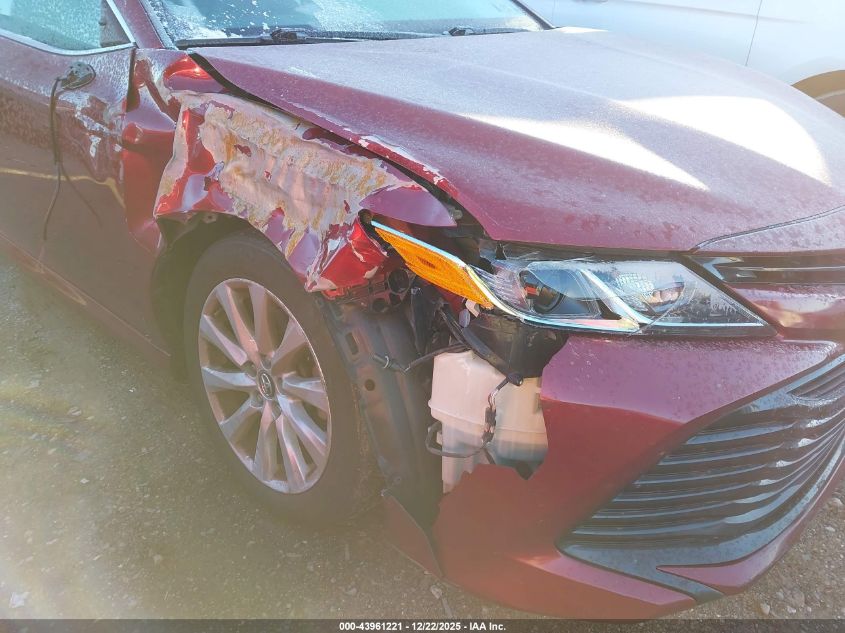 2018 Toyota Camry Le VIN: 4T1B11HKXJU663129 Lot: 43961221