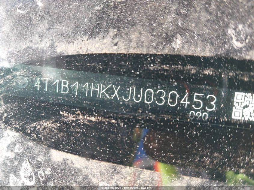 2018 Toyota Camry Le VIN: 4T1B11HKXJU030453 Lot: 43961222