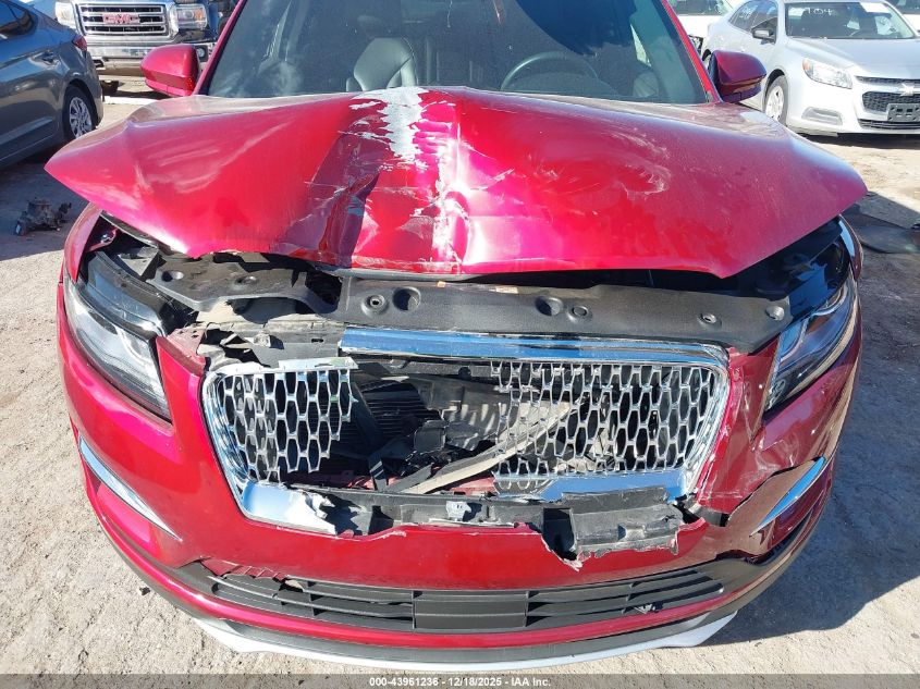 2019 Lincoln Mkc Standard VIN: 5LMCJ1C92KUL26915 Lot: 43961236