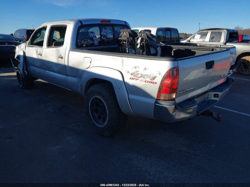 2005 Toyota Tacoma Base V6