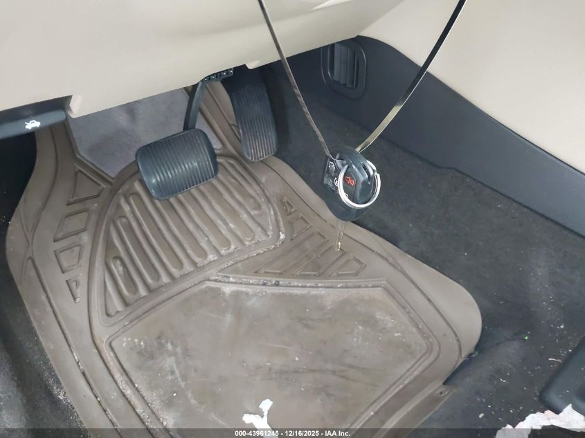 2013 Ford Taurus Sel VIN: 1FAHP2E80DG198333 Lot: 43961245