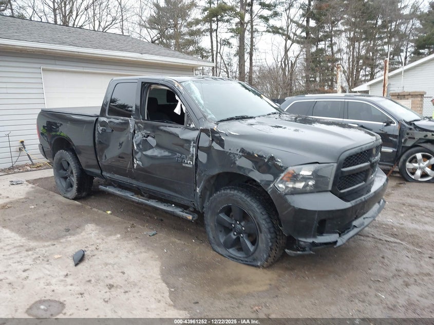 1C6RR7FGXKS542165 2019 Ram 1500 Classic Express 4X4 6'4 Box auction photo 1