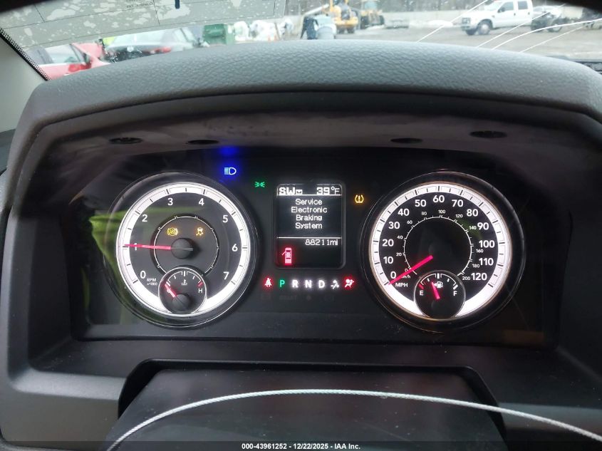 2019 Ram 1500 Classic Express 4X4 6'4 Box VIN: 1C6RR7FGXKS542165 Lot: 43961252