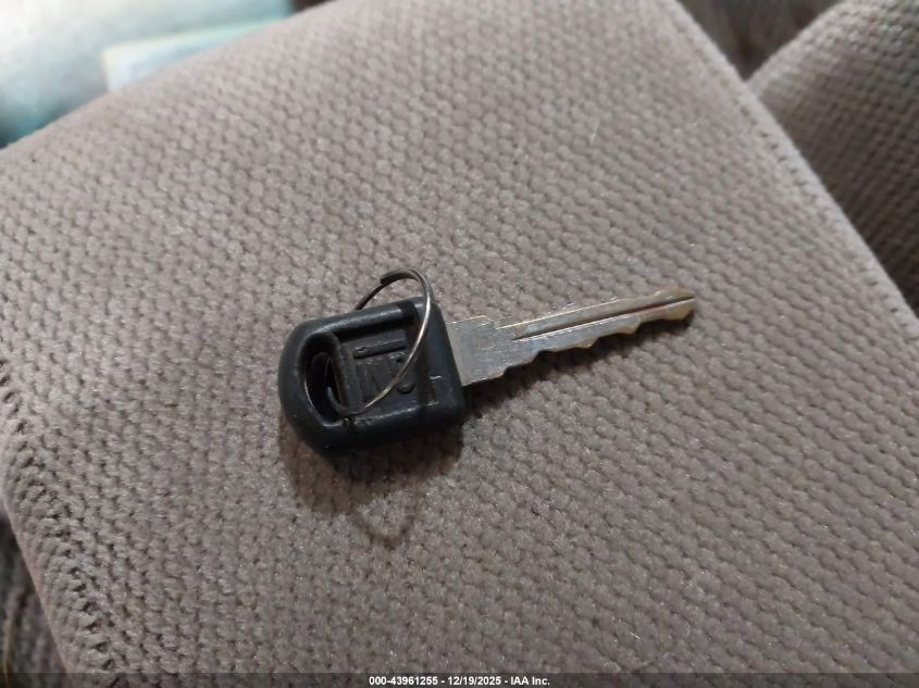 1995 Chevrolet S Truck S10 VIN: 1GCCS1945S8182527 Lot: 43961255