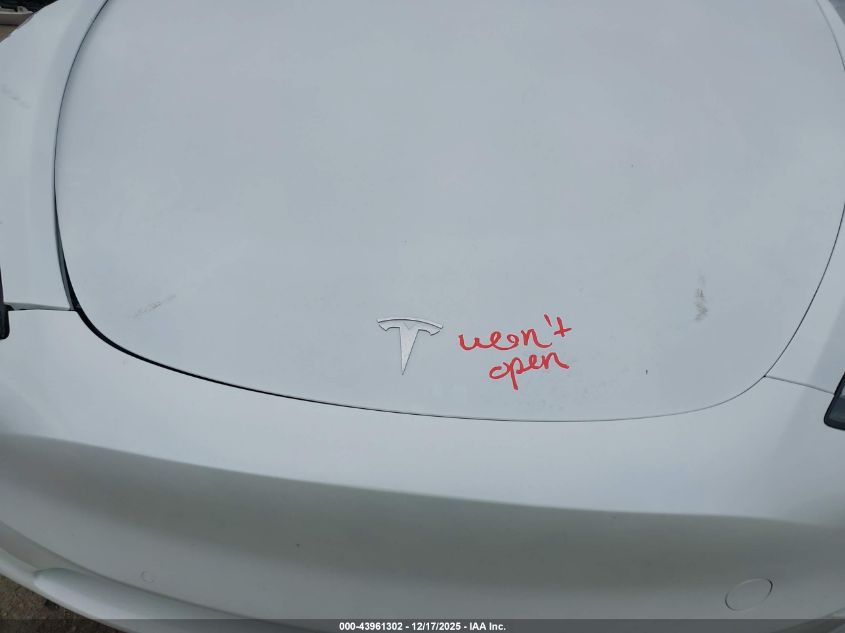 2022 Tesla Model Y Long Range Dual Motor All-Wheel Drive VIN: 7SAYGDEE8NA014232 Lot: 43961302